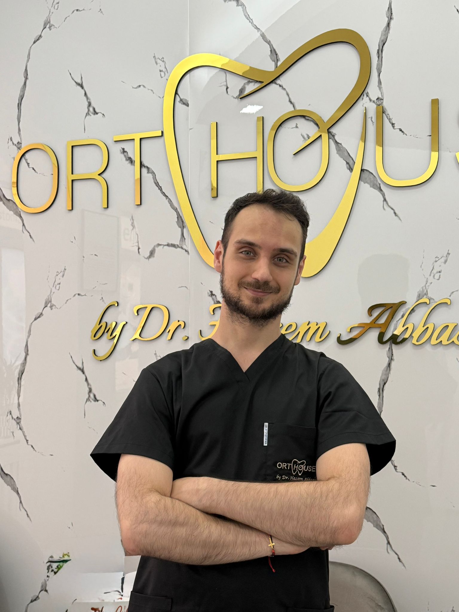 Dr. Vlad Ciobotaru - Stomatologie generală OrtHouse